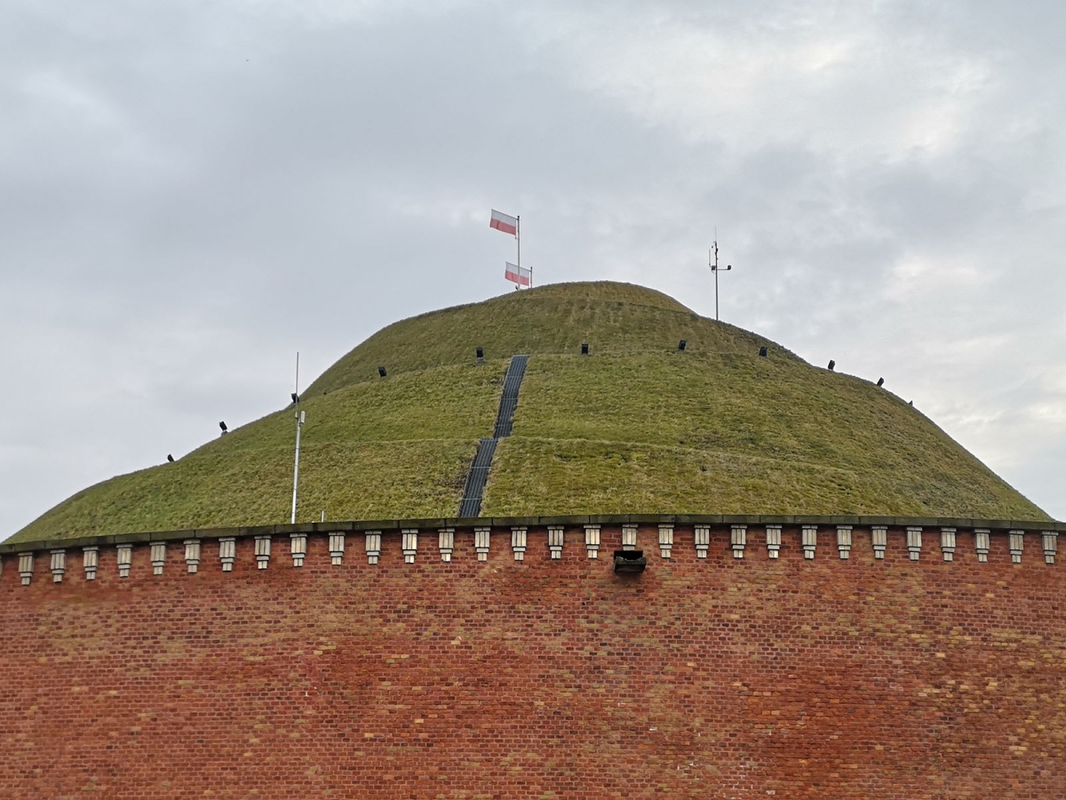 Курган Костюшко в Кракове: история, виды и советы туристам